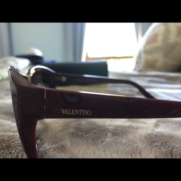 NWOT Valentino Maroon 663S Round Sunglasses - Picture 5 of 7